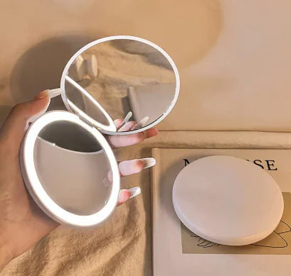 Portable Cosmetic Mirror With Light